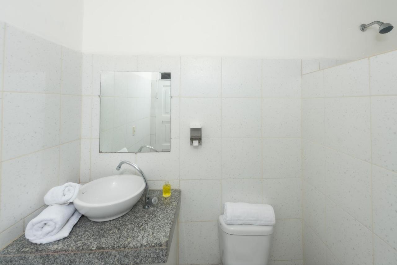 Hostal North Seymour Пуерто-Айора Екстер'єр фото