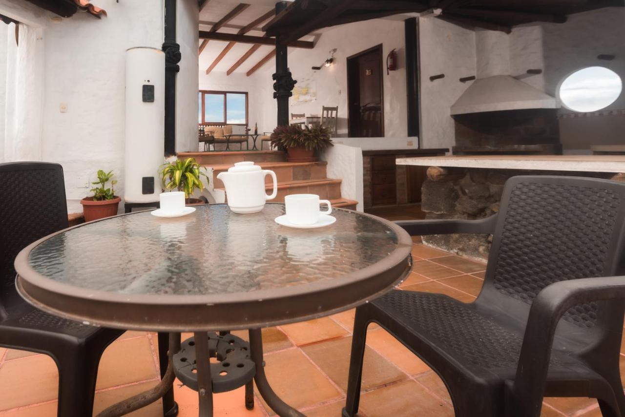 Hostal North Seymour Пуерто-Айора Екстер'єр фото