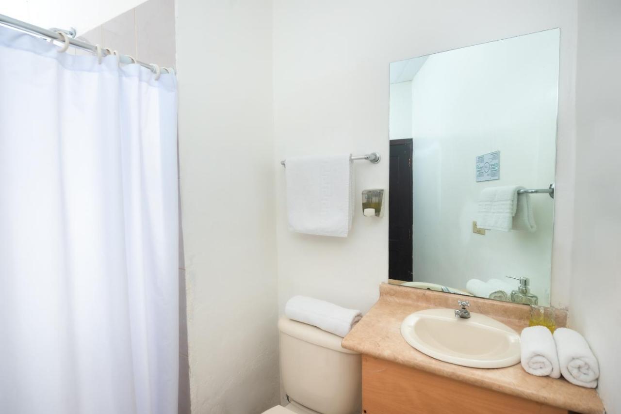 Hostal North Seymour Пуерто-Айора Екстер'єр фото